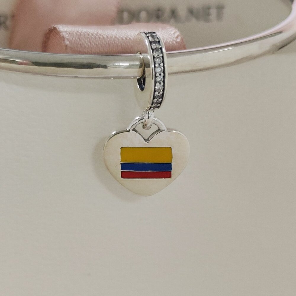Pandora Colombia Flag Heart Exclusive Dangle Charm with box